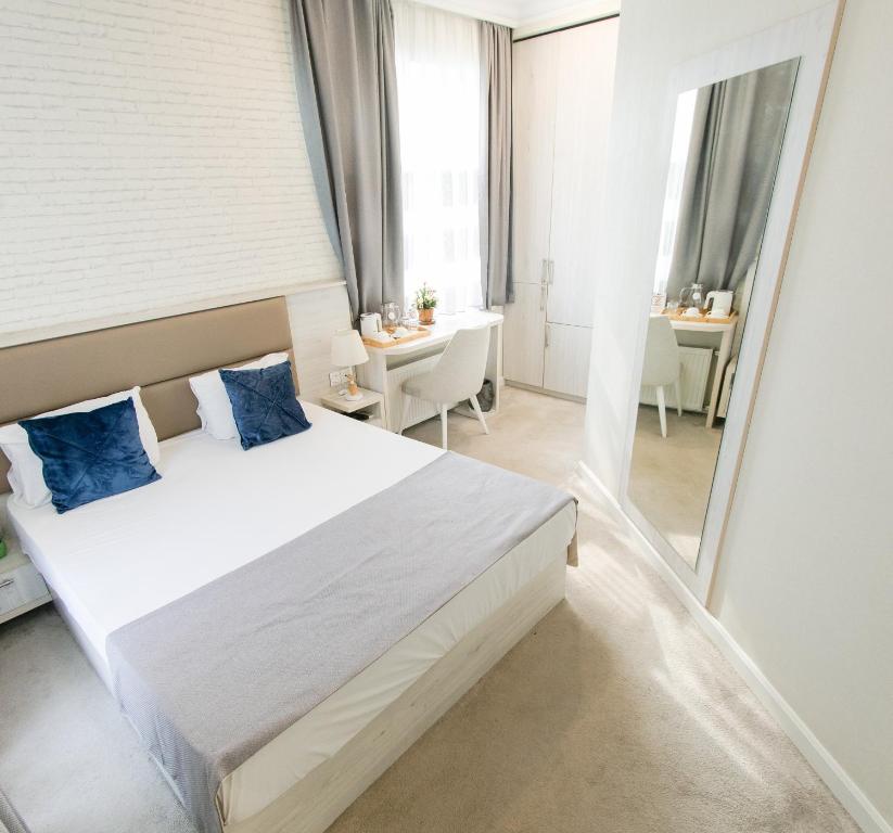 فضای داخلی ZM hotel در باکو - تصویر ۳
