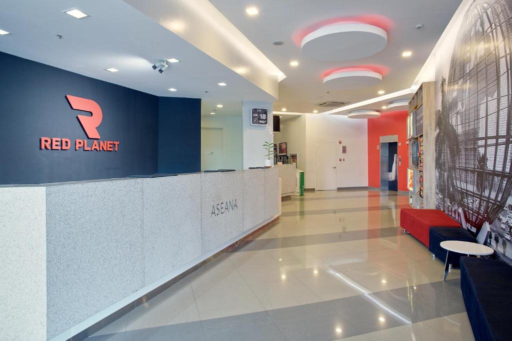 Vstupní hala nebo recepce v ubytování Red Planet Manila Aseana City