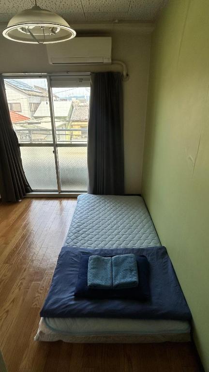 One bedroom apartment 303 - 3 minutes walk from train station - 1 person
