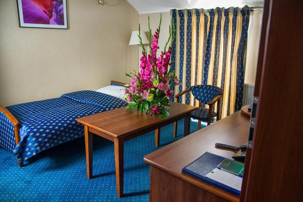 Hotel Novum & Spa - Estudio Triple Estándar