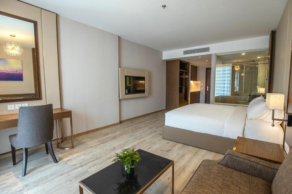 Ocean Front villa Nha Trang booking