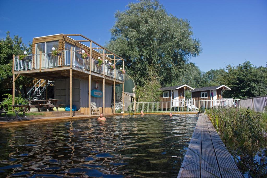 Budova, kde se bed and breakfast nachází