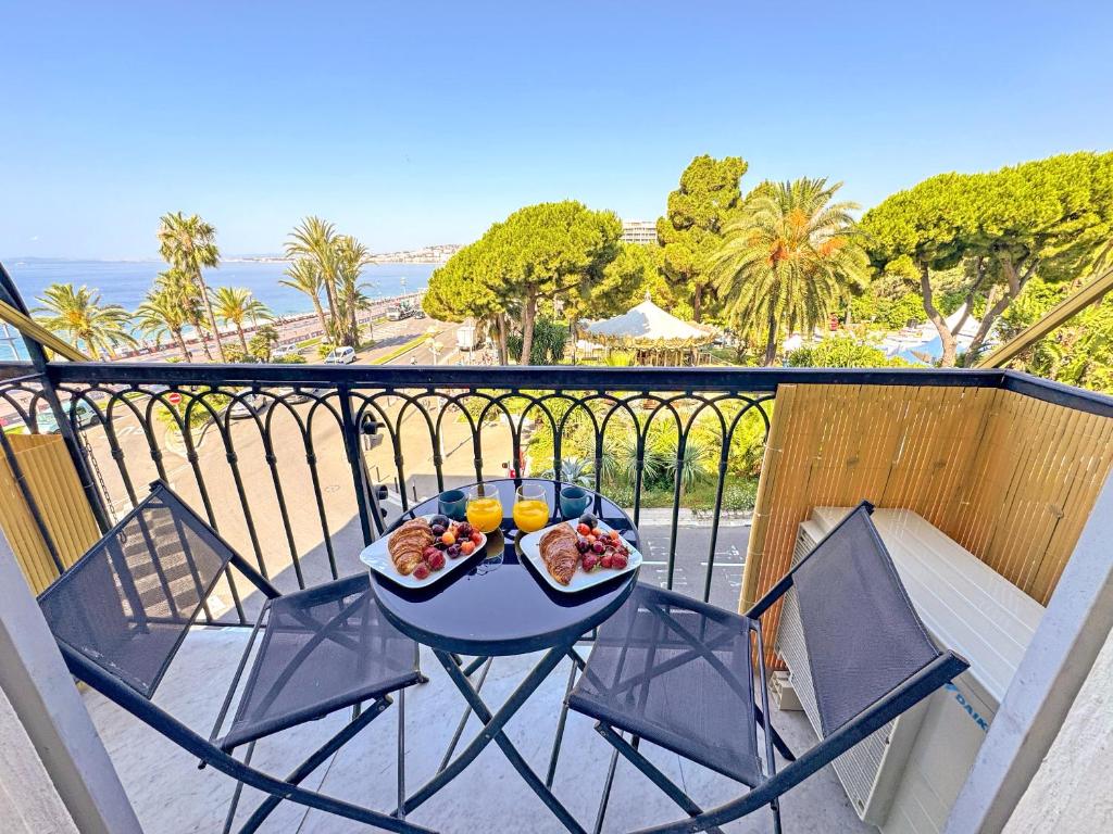 Elegant Seafront Loft Old Town Nice