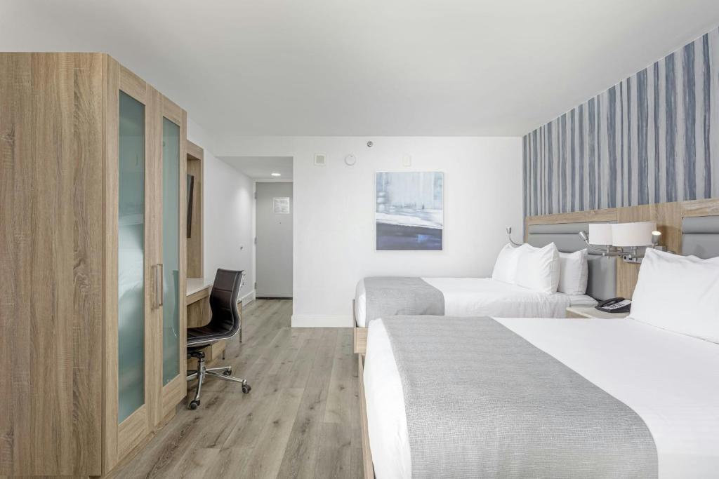 Perdido Beach Resort - 