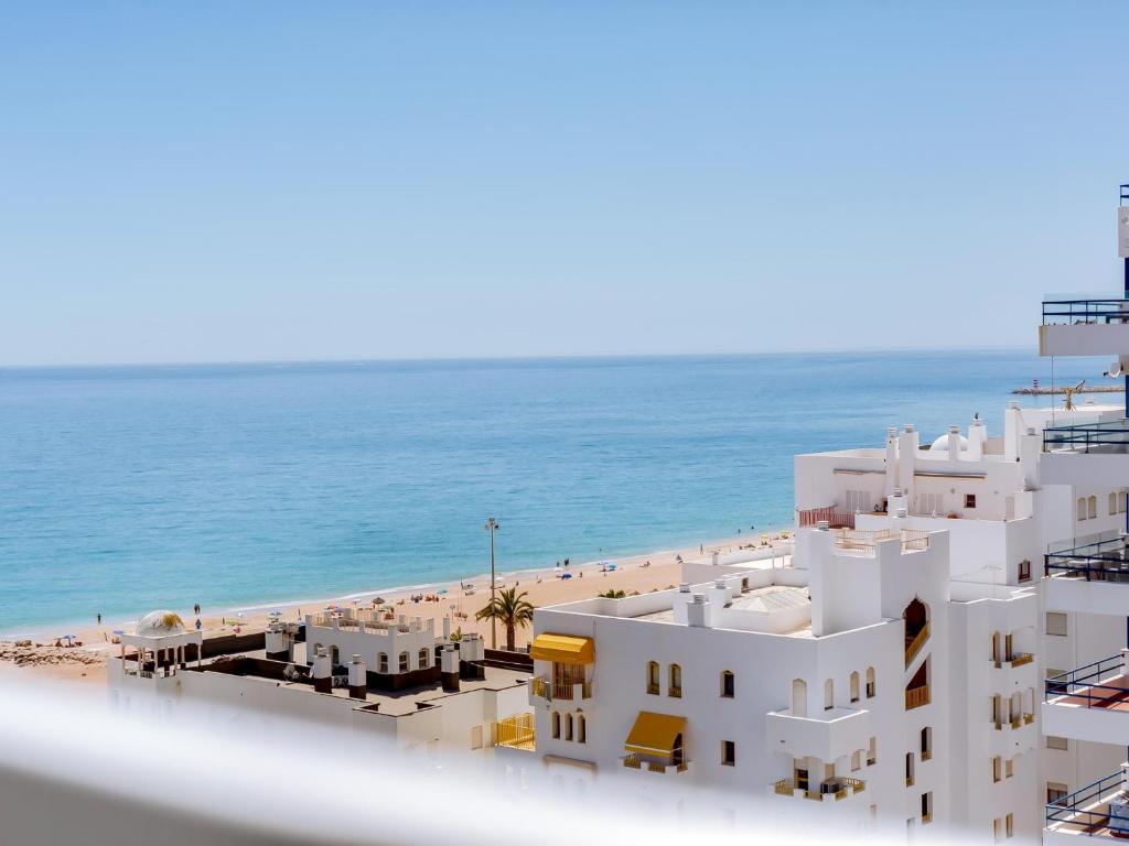 Sea Horizon Apartment
