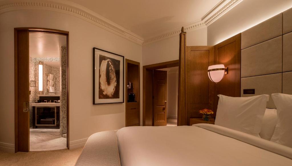 Four Seasons Hotel London at Ten Trinity Square reopens from May 17, 2021