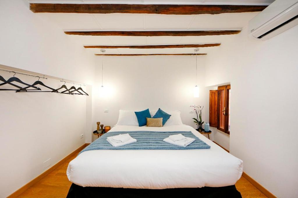 Monti Suite with charming Terrace