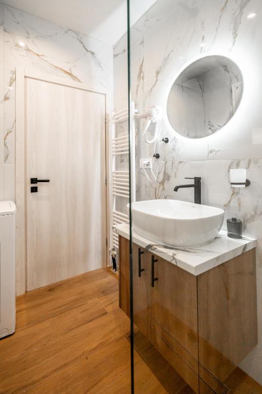 Urban Hide Ioannina - Modern Apartments Ioannina