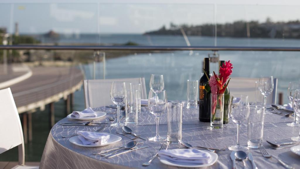 Nápoje v ubytování Hotel English Point Marina & Spa