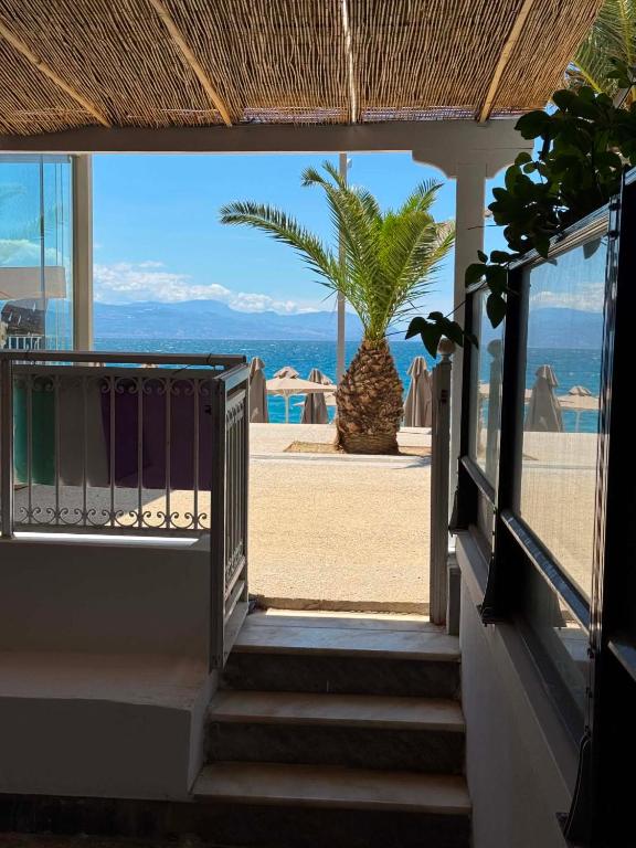 Eve's house 7 - sea view