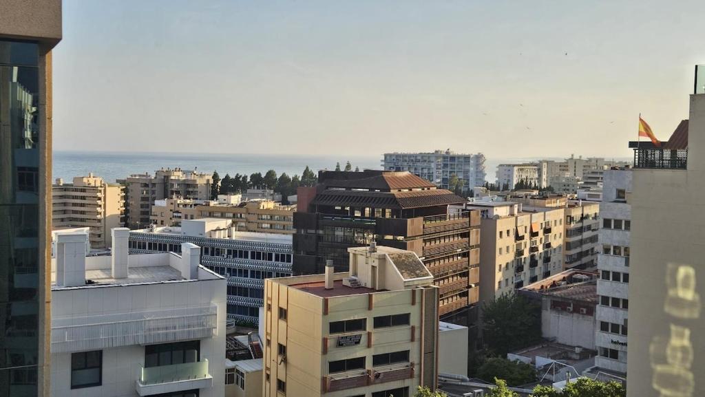 Marbella Centro - Vistas al Mar - 2 Dorm - Parking