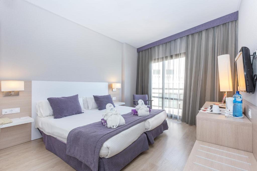 
Superior Double or Twin Room with Sea View
