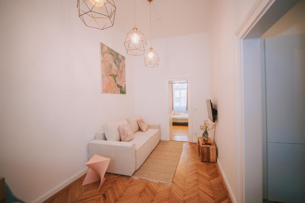 Room4Art Apartments L1 Hauptbahnhof