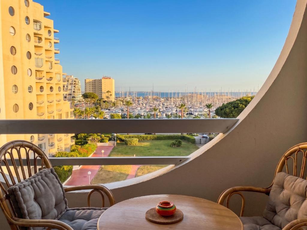 Harbor view - Air conditioning - Parking - Résidence Fidjis