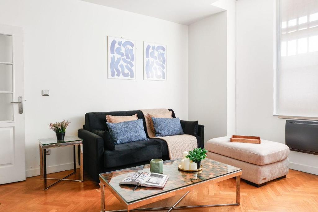 BnBNova - 1BR - Heart of Le Marais Near Pompidou