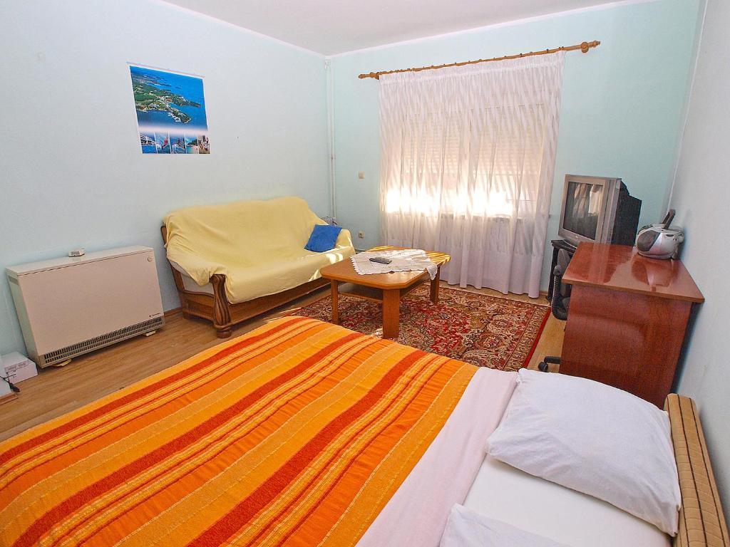 Posteľ alebo postele v izbe v ubytovaní Apartments Pula 926
