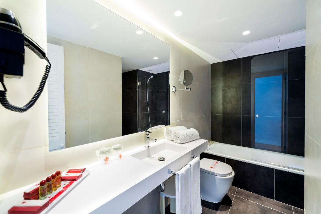 Guitart Grand Passage - Resim 22