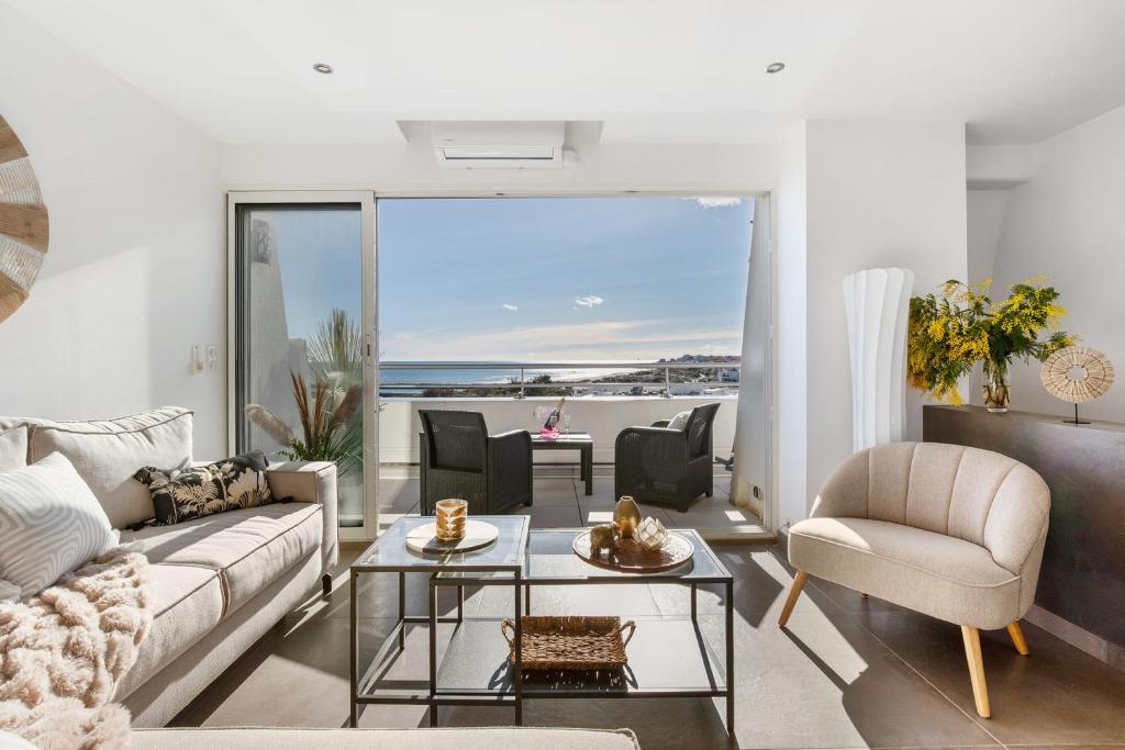 Stella Port Nature Sea View Duplex in the Heart of the Naturist Village