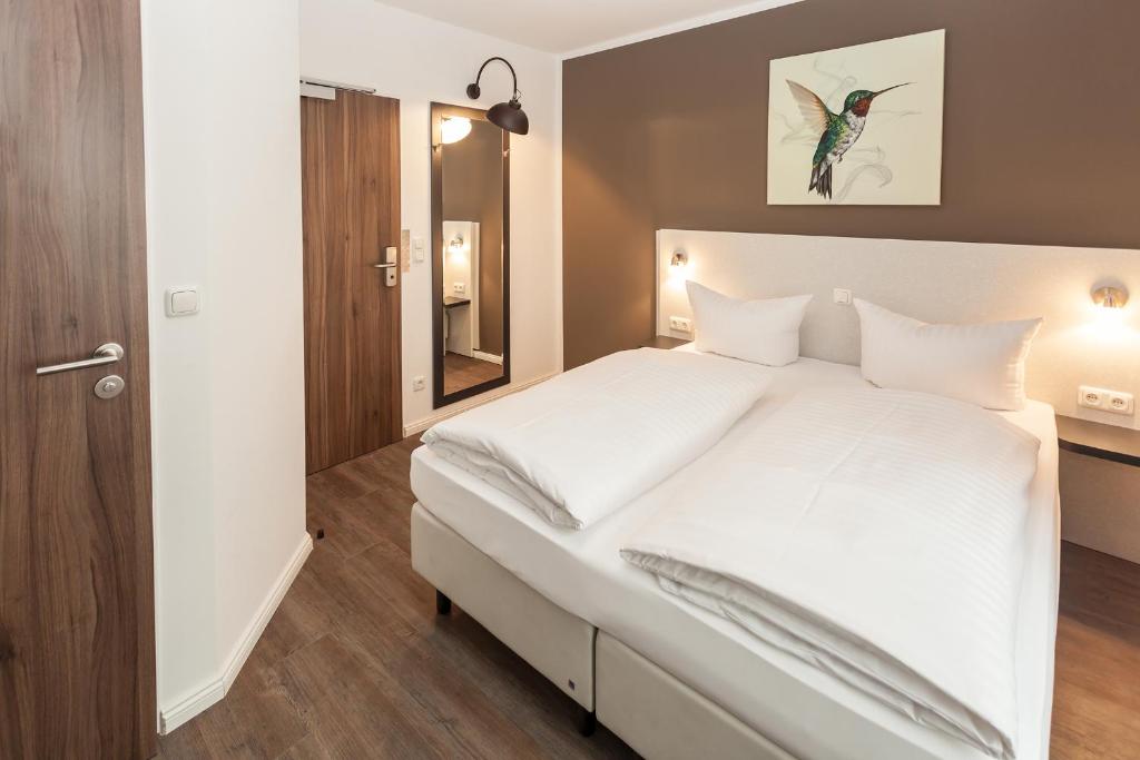 Hotel West - Double Room