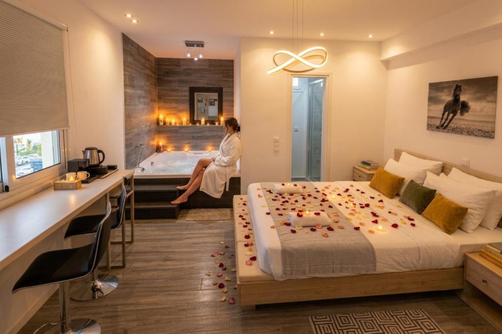 Grand Jacuzzi suite and 6 guests Family Apartment near Acropolis & 2 min Syngrou Fix Metro