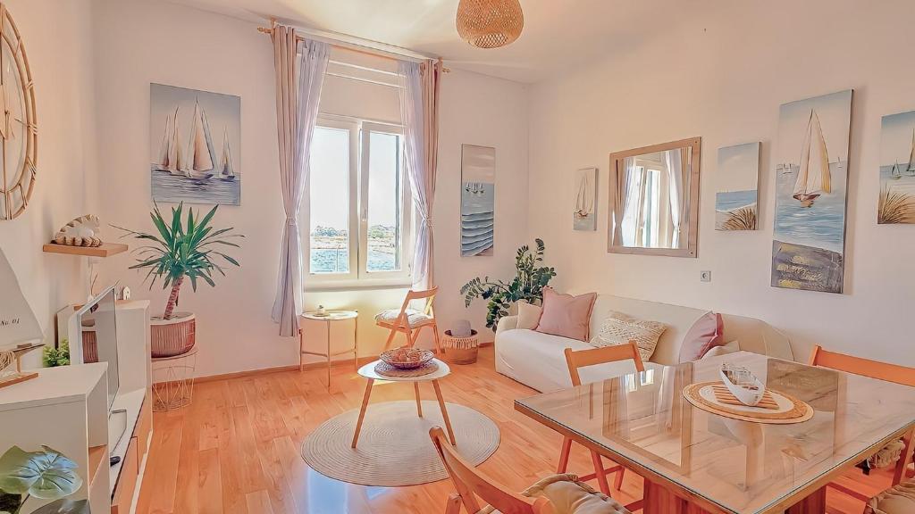 Apartments by the sea Omis - 24904