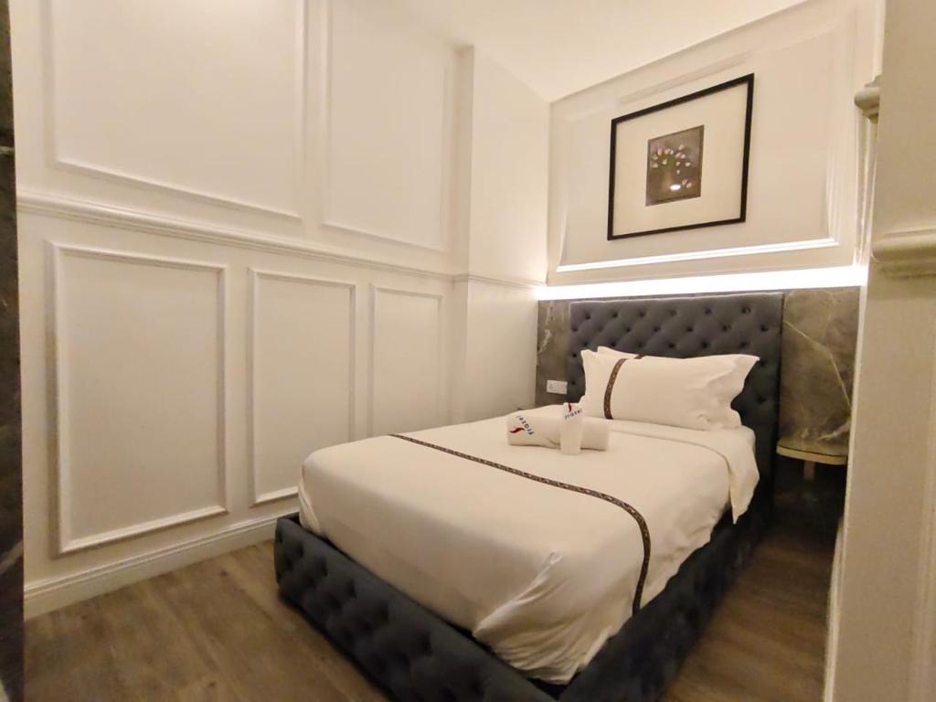 Frazel Heritage Hotel - 