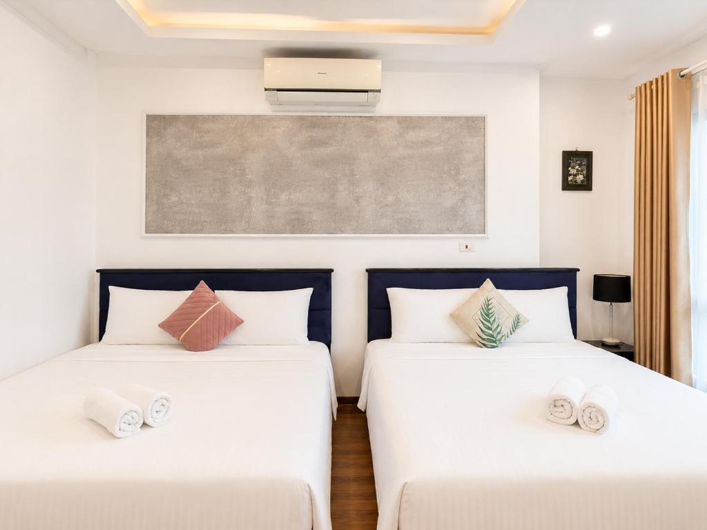 Golden Sun Hotel - Family Room With Terrace
