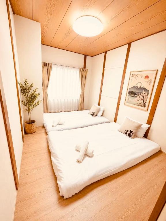 2层楼独立一户建适应家庭团体入住商店街区域购物交通非常方便 難波心斎橋15分钟即达