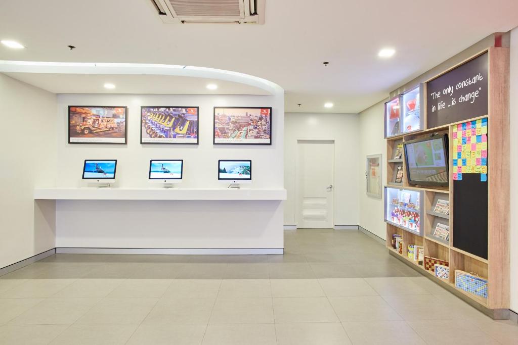 Gallery image ng Red Planet Makati Avenue Manila sa Maynila