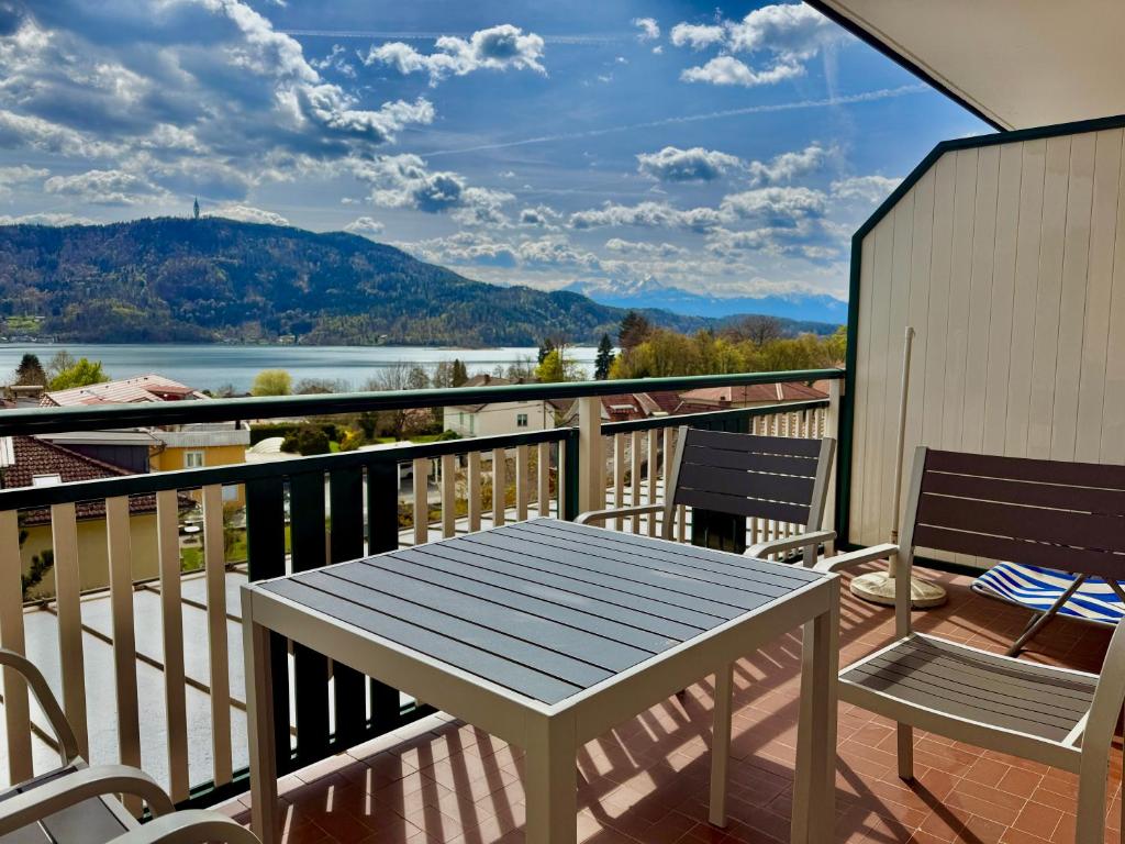 Lake View Apartment - Free Parking