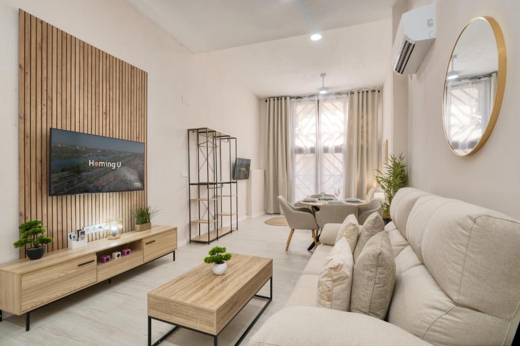 Loyola Premium Sevilla Centro, by Homing U