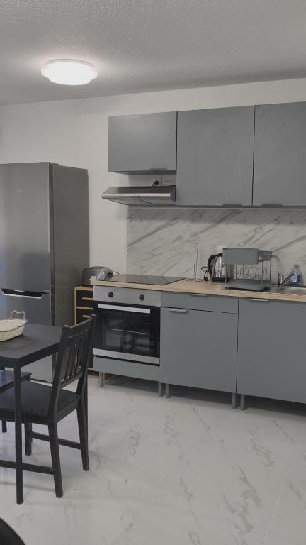Apartment 33, Cozy studio and free parking – photo 12