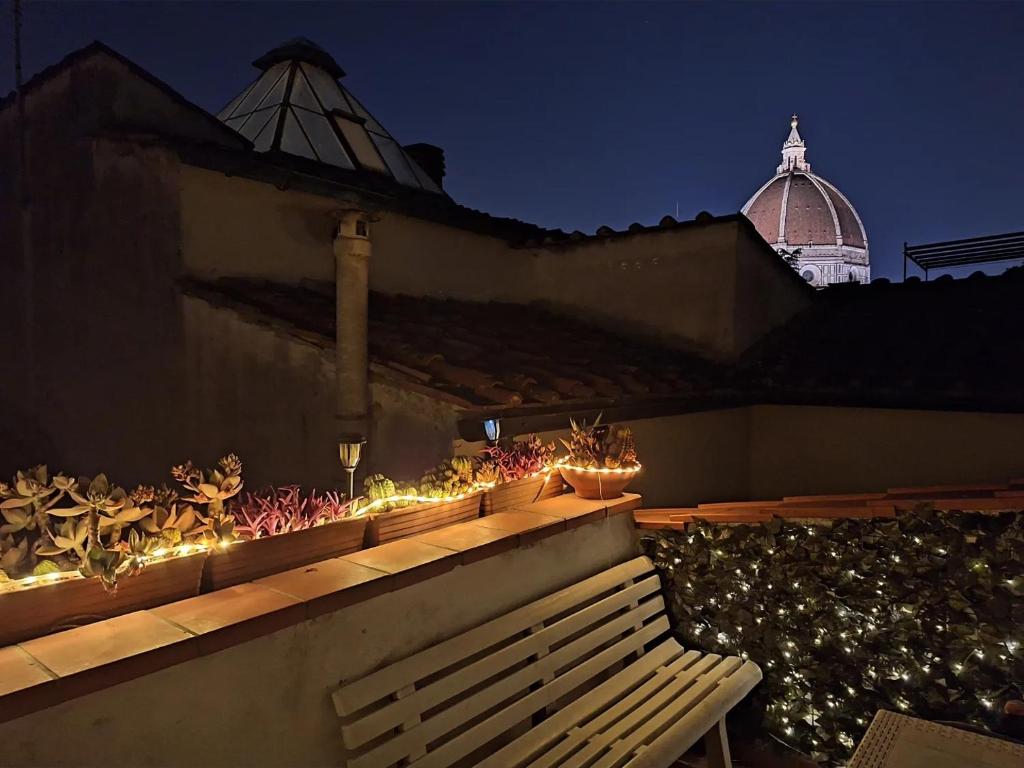 Roof Terrace and Breathtaking View apartment Florence