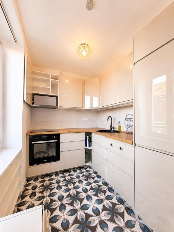 Exceptional Triplex, Design - Art, Private 360 Rooftop, 3 Bedrooms – photo 10