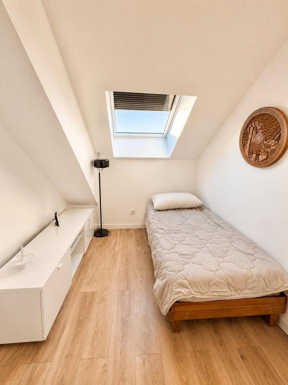 Exceptional Triplex, Design - Art, Private 360 Rooftop, 3 Bedrooms – photo 22