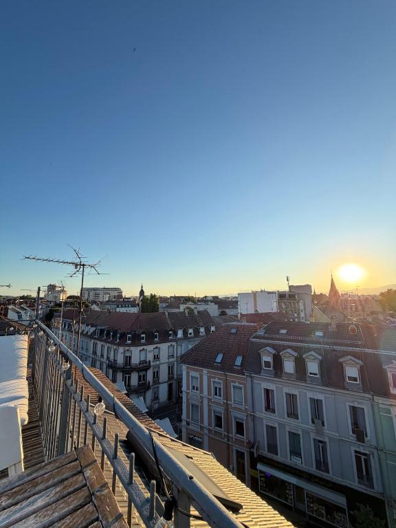 Exceptional Triplex, Design - Art, Private 360 Rooftop, 3 Bedrooms – photo 27