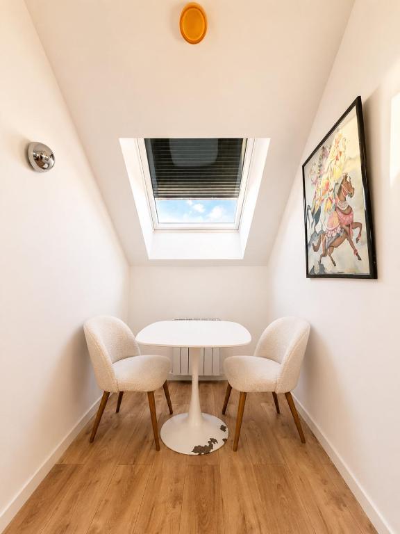 Exceptional Triplex, Design - Art, Private 360 Rooftop, 3 Bedrooms – photo 19