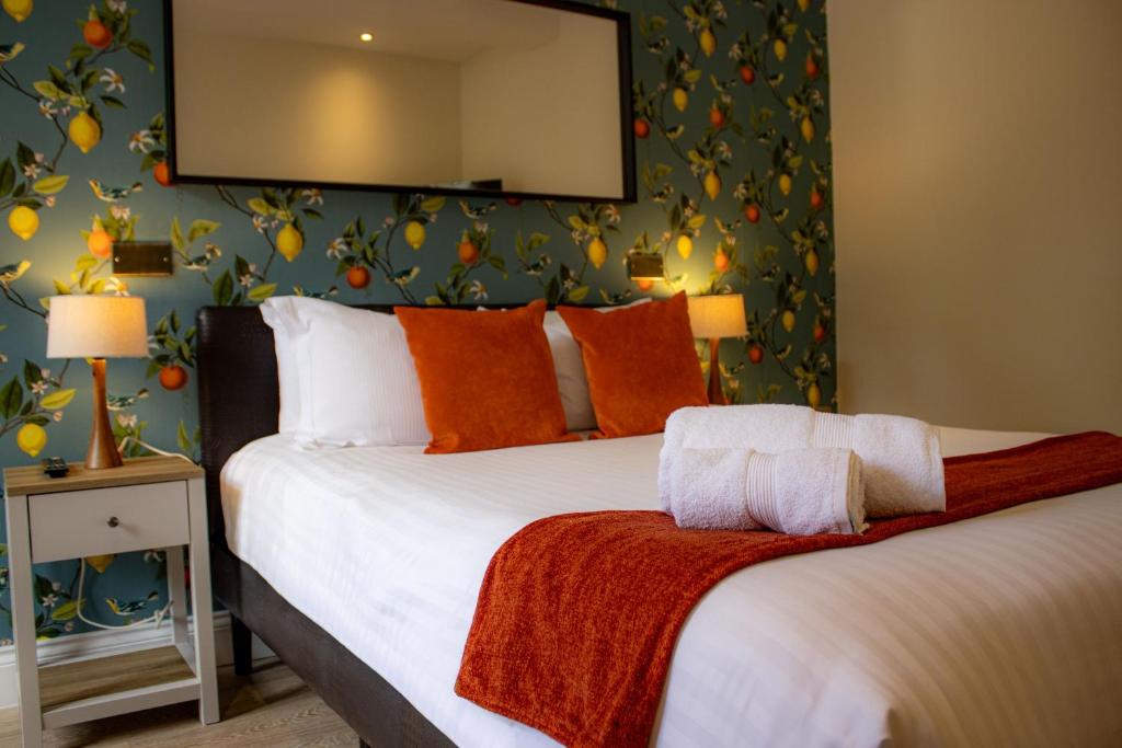 Orange Grove Hotel & Gardens - 