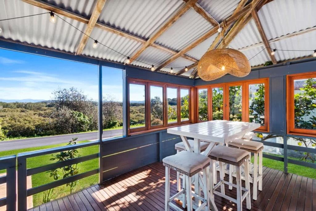 Gallery image of Wattlebird Cottage managed by Batemans Bay Accom in Moruya Heads
