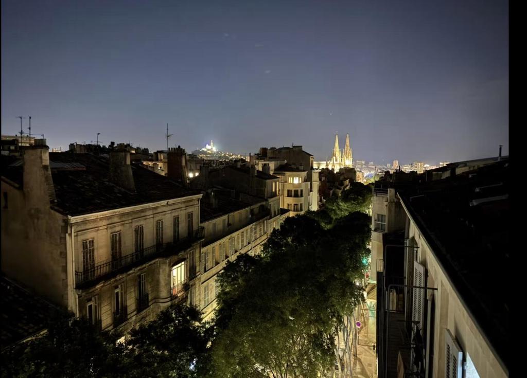 Appartement centre Marseille, lumineux avec couchers de soleil