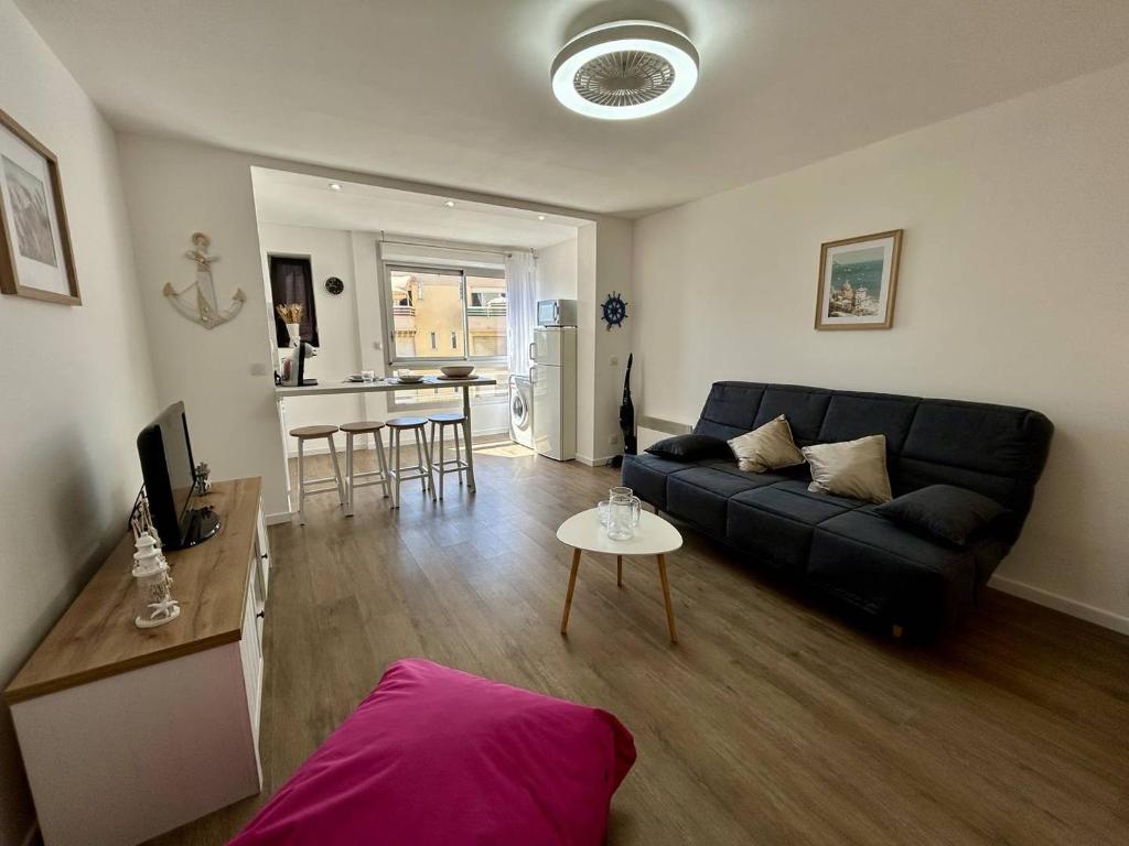 CR200-294 CANET EN ROUSSILLON- Studio plage centre