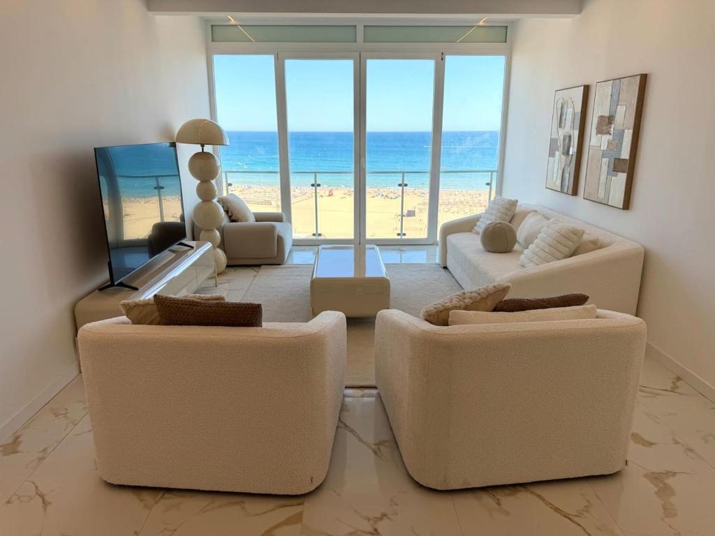 Apartamento Moderno Frente Mar para 6 Pessoas