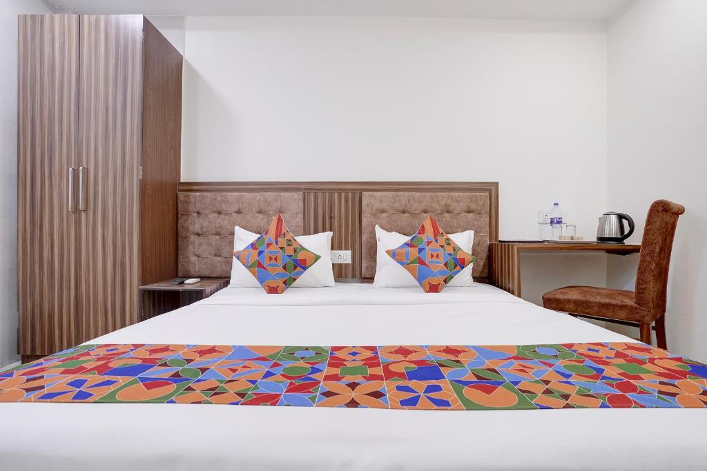 لابی و فضای عمومی هتل FabHotel New Blue Sapphire Residency - تصویر ۵