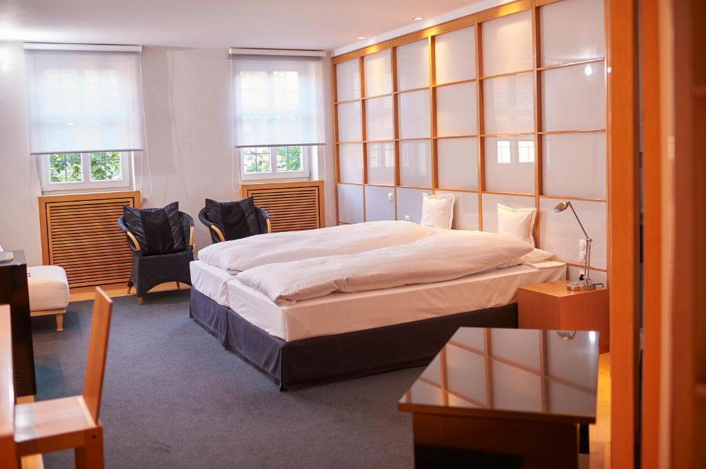 RomanticHOTEL Goldener Karpfen - 14