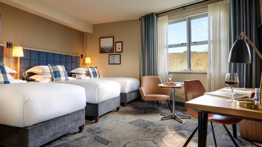 Sustainability certification Harbour Hotel - Deluxe Driepersoonskamer