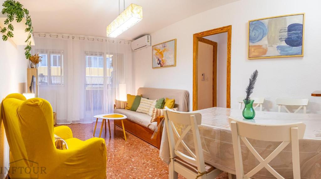 Inftour Apolo Beach · Centro y Playa