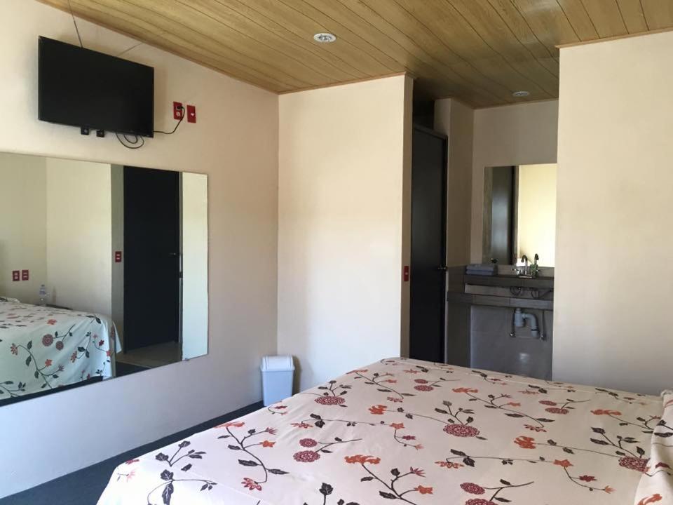 Gallery image of Hotel Panamericano in Jocotitlán