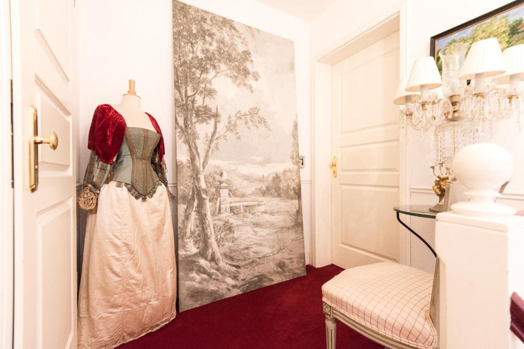 Foto da galeria de DIRAZI Guesthouse & Apartments GmbH em Frankfurt
