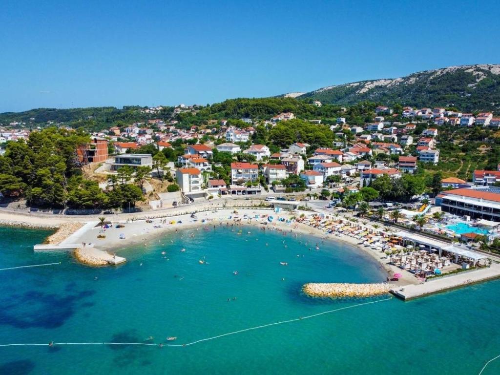 Mile Ferienhaus excellent location close to Rab