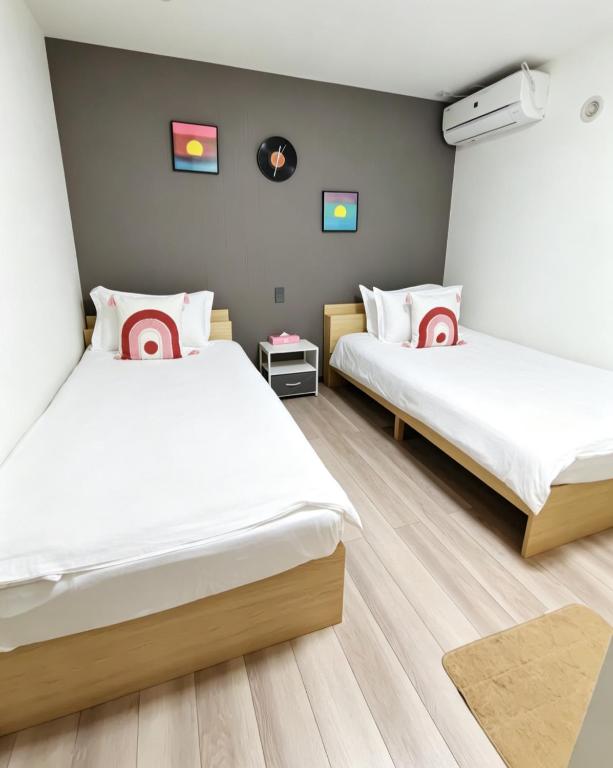 浅草花日美居 Asakusa Hanahi 103 Twin Bedroom Asakusa Temple 4 min walk Direct access to Narita Haneda Airport